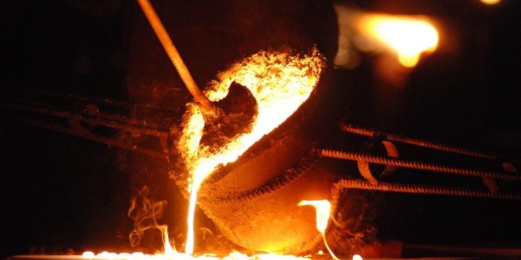 Is Bitcoin Headed For A Meltdown? Veteran Trader Sees 75% Crash Ahead