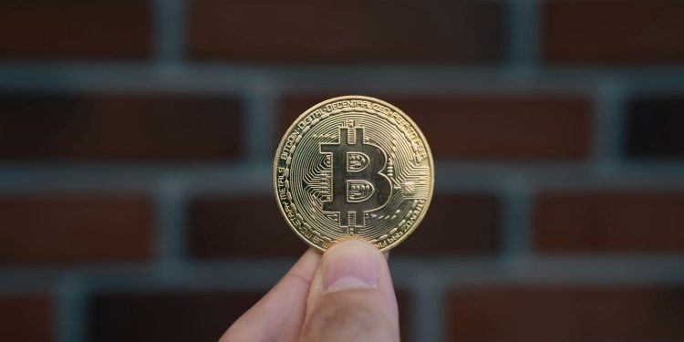 Bitcoin Yearly Trend Suggests Cycle Top Near $205,000 By Year-End, Analyst Says