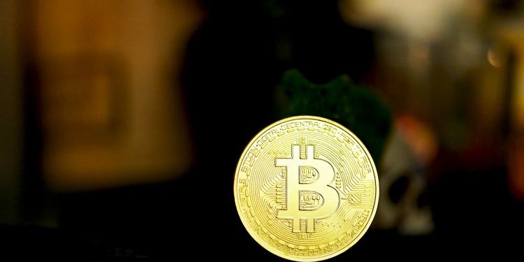 No Mania Yet: Bitcoin ATH Lacks Hype, Suggesting Further Upside Potential