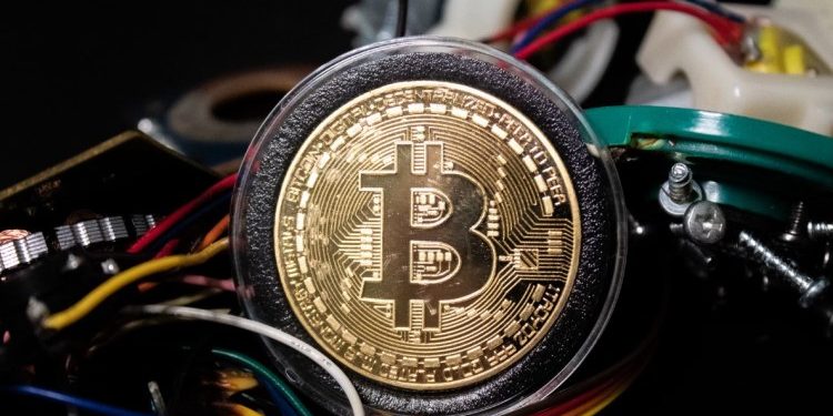 Франция запускает майнинг биткоина на ядерной энергии