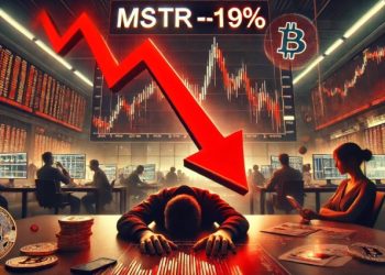Bearish Forecast: Strategy (MSTR) Stock Slides 19%, Analyst Expects Further Declines
