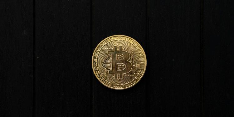 Bitcoin Hits 7-Week Low As $530-M In Trades Wiped Out