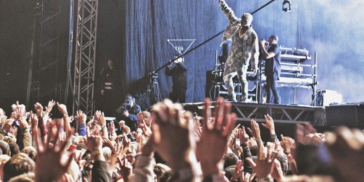 Another Celebrity Scam? Kanye West Memecoin Launch Leaves 60% Of Investors In The Red