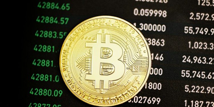 Bitcoin Correction Risks Deepen With $105,000 As Critical Support