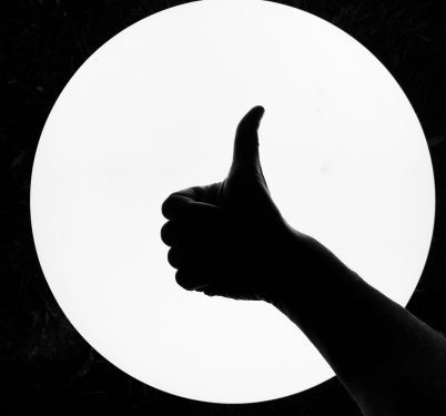 Trump-Tied Thumzup Raises $50M, Merges Dogecoin Mining With XRP Plans