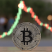 Zinsschock oder Kursexplosion? Bitcoin vor der Entscheidung