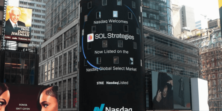 First Solana Treasury Nasdaq Listing Just Sent Shockwaves—STKE Debut Fuels Snorter’s $3.82M Presale Frenzy