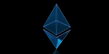 Ethereum Whales Quietly Accumulate As Stablecoin Usage Skyrockets 400%