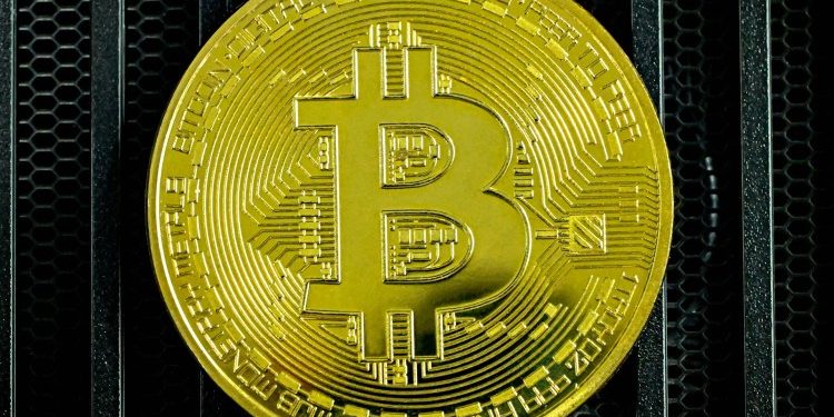 Bitcoin Defends $108,000 Support Amid Whale Selling In September – Bullish October Ahead?