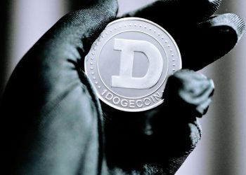Dogecoin ETFs Flat At Launch, But TA Points To $1 If This Support Holds