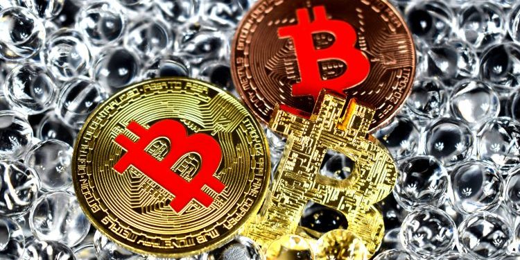 Big Bitcoin Holders Are Selling, But Few Buyers Are Stepping In As Demand Weakens