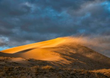 $2 Billion Gone In Minutes: Bitcoin Slide Shakes Crypto World