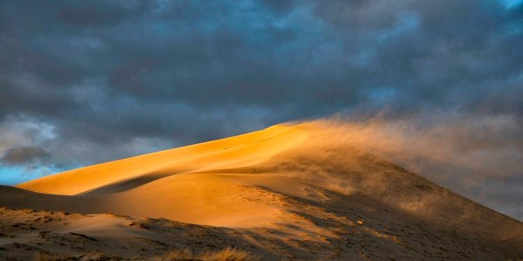 $2 Billion Gone In Minutes: Bitcoin Slide Shakes Crypto World