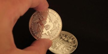 Kiyosaki Stands His Ground—No Selling, More Bitcoin Buys Ahead