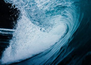 Risk Runs Hot: Massive Crypto Liquidation Wave Slams Traders Overnight