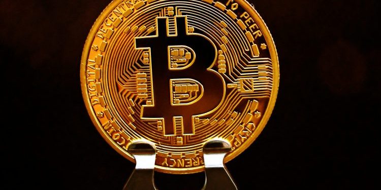 Bitcoin Rules The Decade: Outshines Gold And Silver, Analyst Says