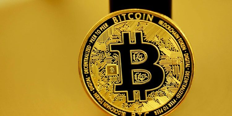‘Saylor Is Finished’ – Peter Schiff Slams Bitcoin Tycoon Over $1.44B Reserve Build-Up