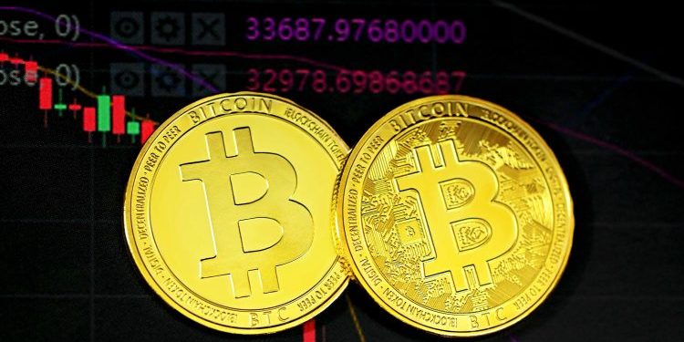 Bitcoin Outlook Discord: Tom Lee Breaks Down Fundstrat’s Position