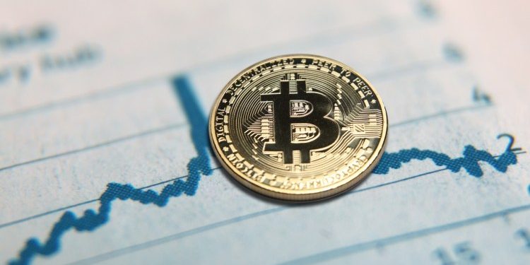 Bitcoin Short-Term Holders Face Prolonged Pain As Key Metric Stays Red