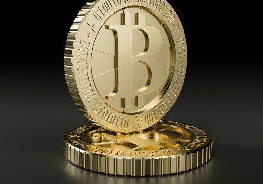 Bitcoin Holds Key Support As Weekend Liquidity Sets In — $98,200 And $107,500 In Focus