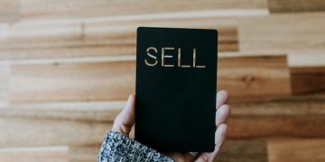 Bitcoin Whales Hit The Sell Button — $135K Price Target Now Trending