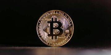 Bitcoin Price Compresses Below $94K, But Possible Repeat Of 2025 Breakout Looms