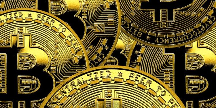 Bitcoin Structure Weakens Below $72,000 Despite Tight Range