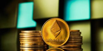 Ethereum Breakdown Deepens Below $2,100, But Fractal Signals Hope