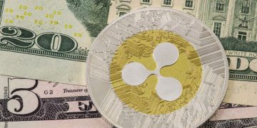 Analyst Shares XRP Roadmap To $10,000: What Happens With Each Milestone?