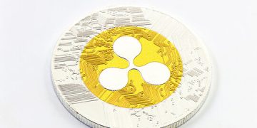 Analyst Wans XRP Price Could Crash Below $1 If Bitcoin Reaches This Level